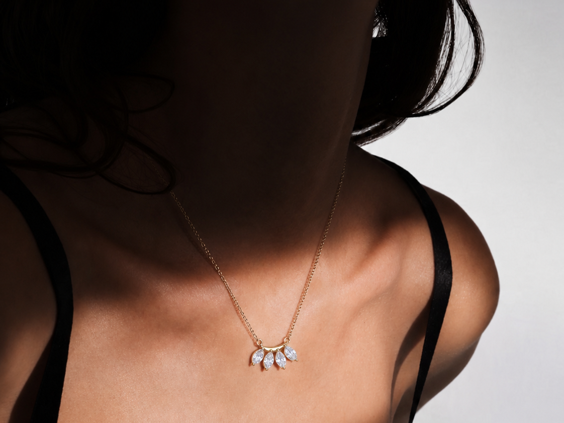 silver-necklace-for-women-rakhi-gift-for-sister